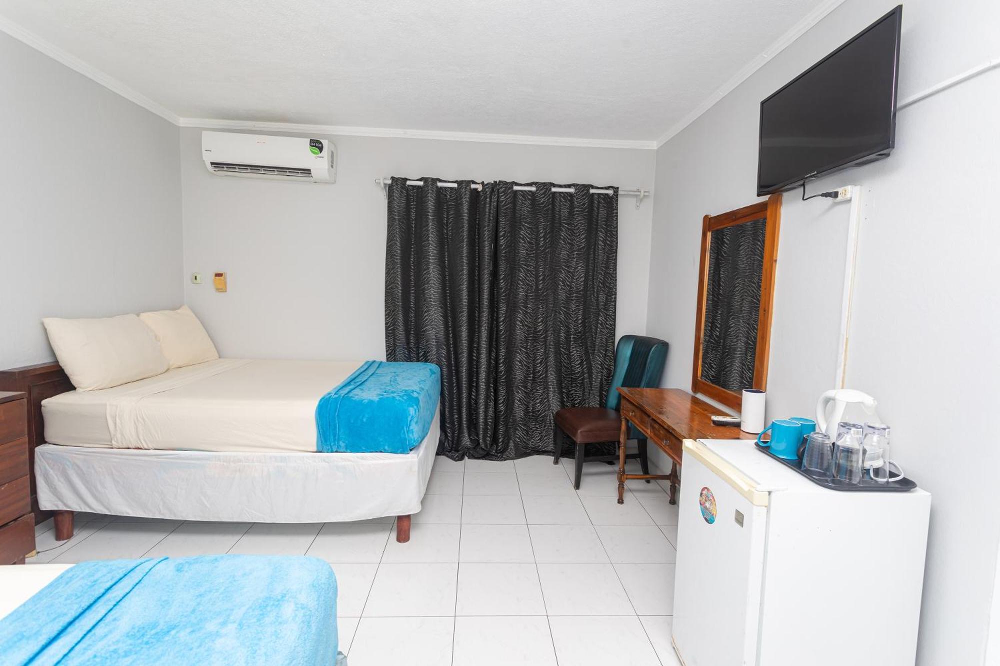 Hotel Caribic House Montego Bay Exteriér fotografie